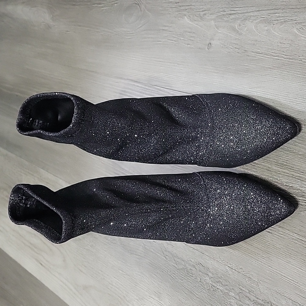 Brash Black Metallic Glitter Fabric,Pull On Sock Booties, size 7.5, like new.